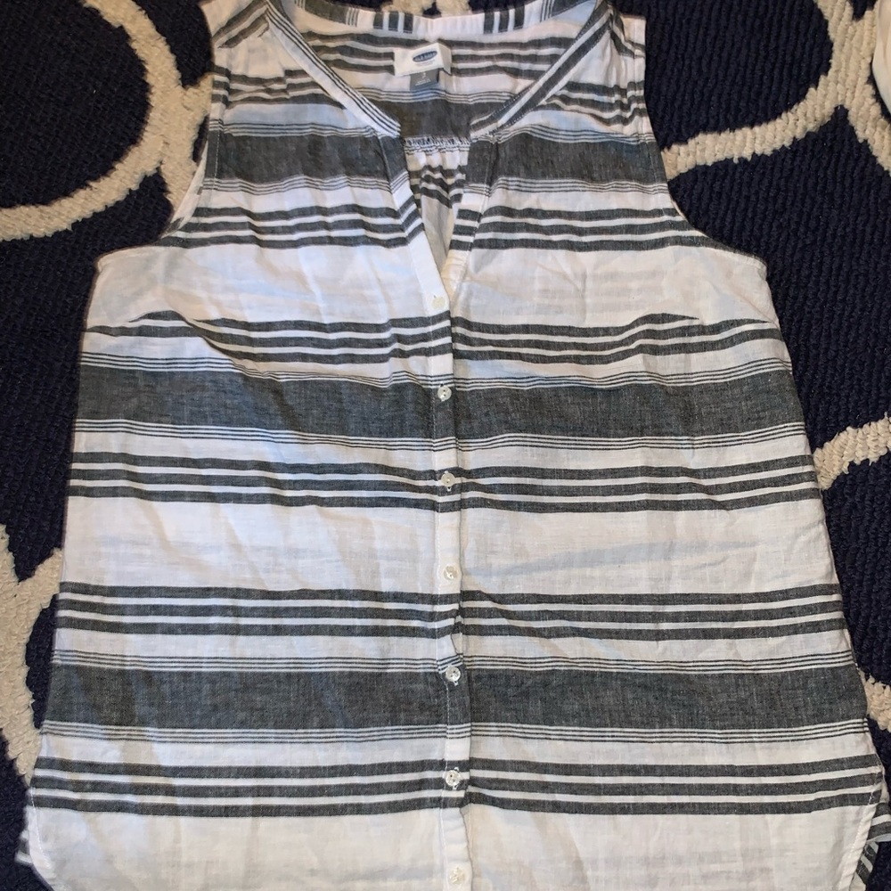 Gray and white striped button down tank!!